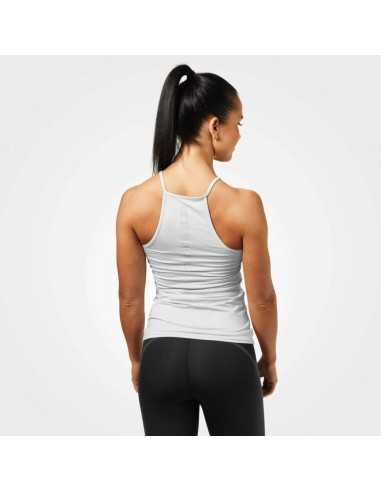 PERFORMANCE HALTER
