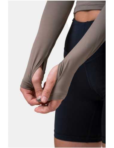 NEBBIA LONG SLEEVE THUMBHOLE SPORTY CROP TOP 585