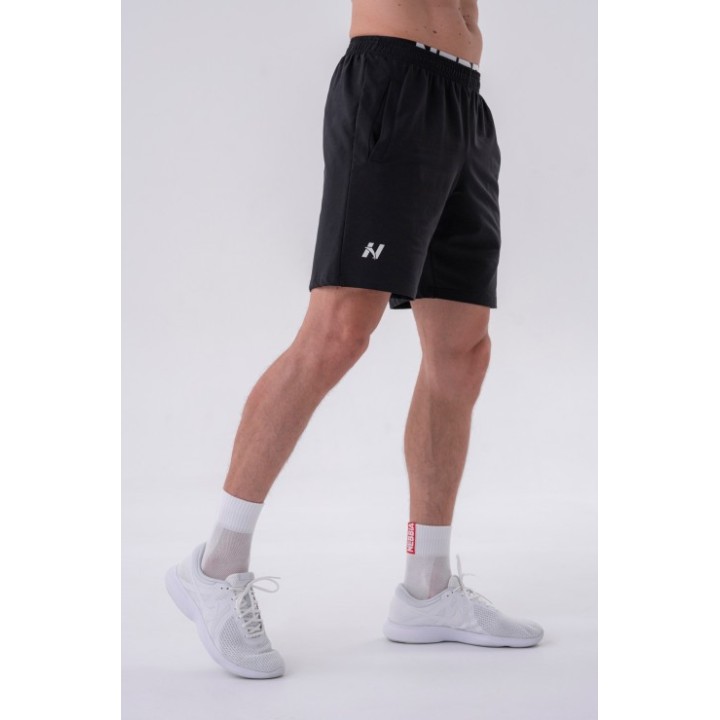 Relaxed-fit shorts with side pockets