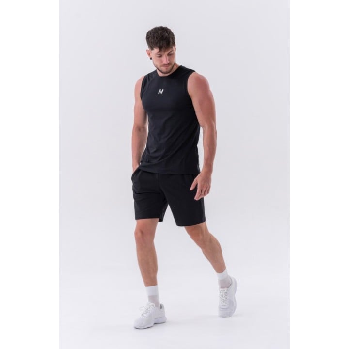 Relaxed-fit shorts with side pockets
