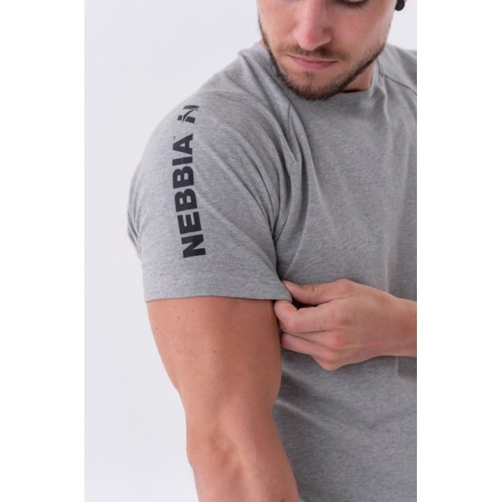 Sporty fit t-shirt “essentials”