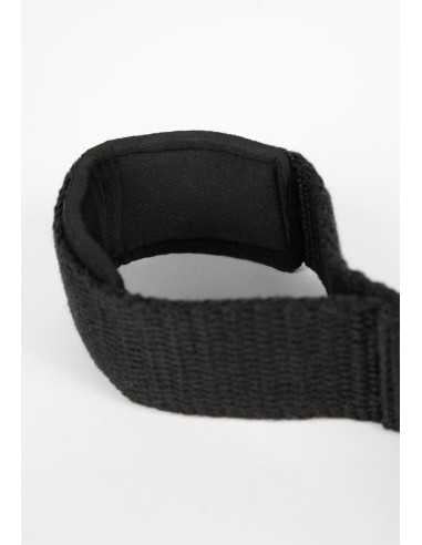 Figure 8 Lifting Straps