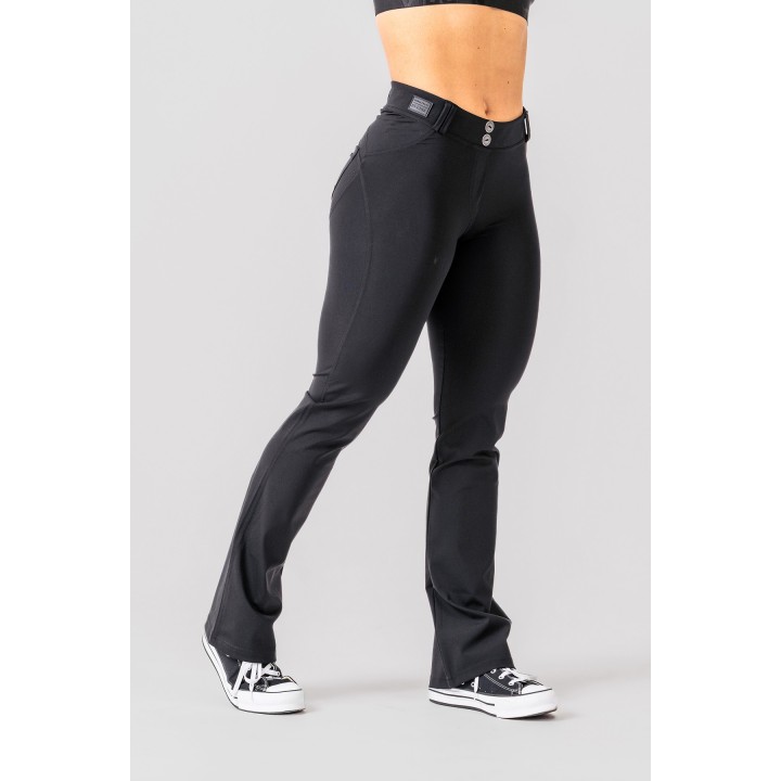 NEBBIA Bubble Butt Flared Pants 2.0 Power Lift pantaloni sportivi