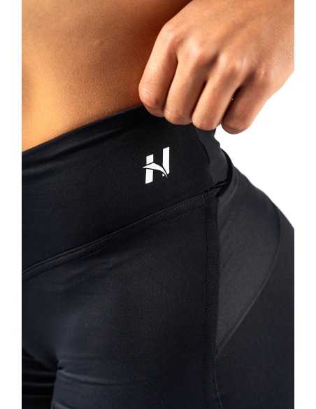 V-shaping Belt Shorts STRONG BEAUTY Black