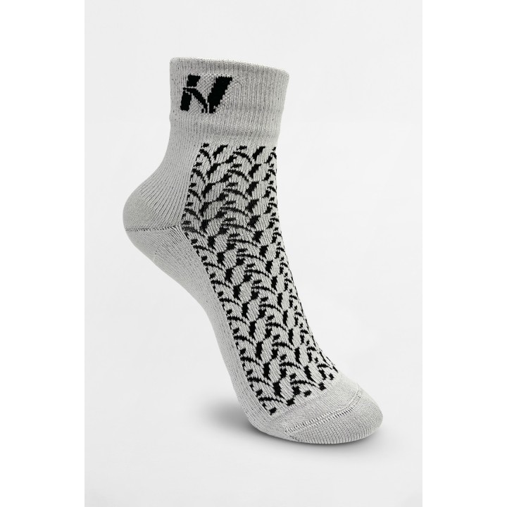 NEBBIA “HI-TECH” N-pattern Crew Socks