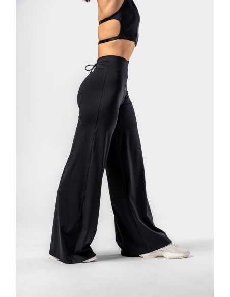 Deni x NEBBIA High-waist Flared Pants