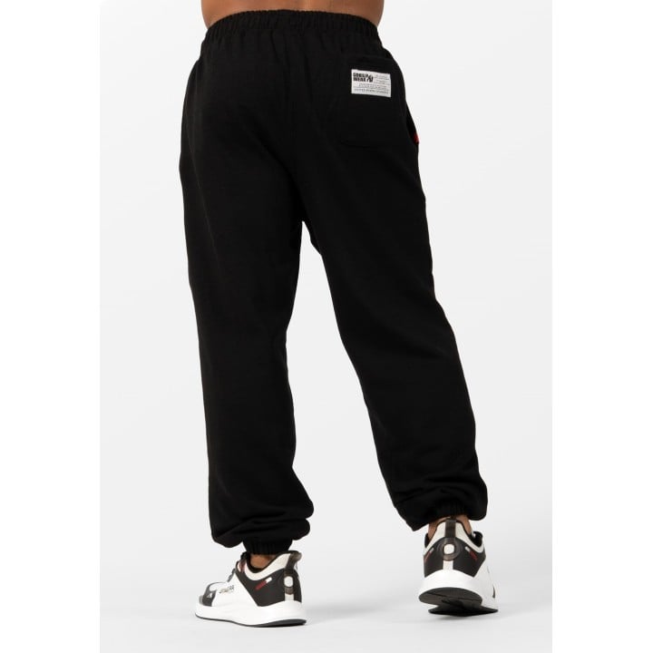 Classic Oversized Sweatpants Gorilla Wear: relaxed fit