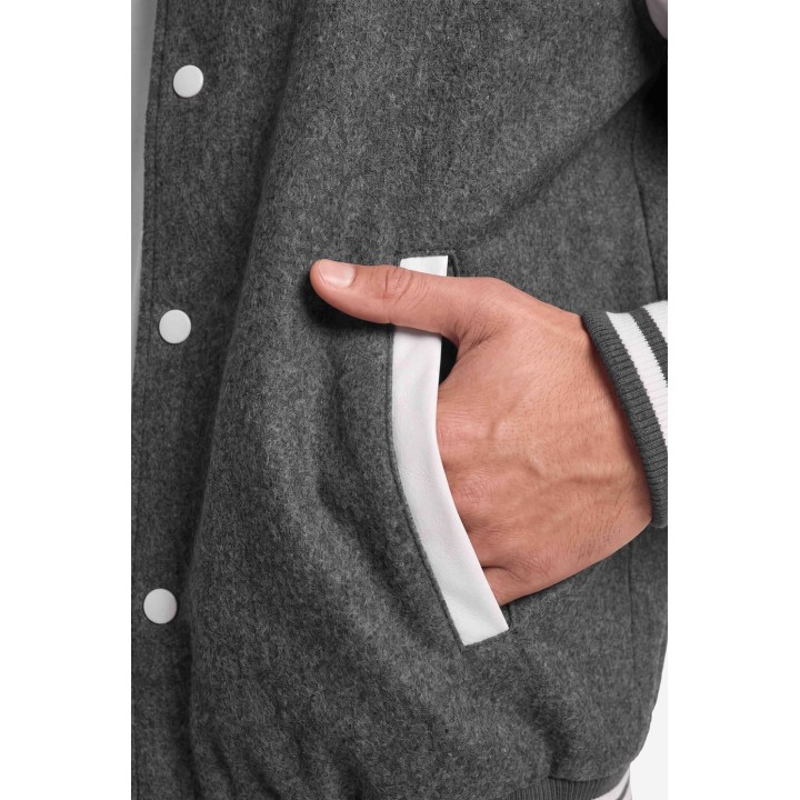 Giacca varsity uomo Gorilla Wear: patch e branding