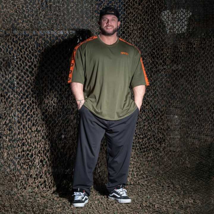 Men's oversized t-shirt Gasp: lightweight cotton