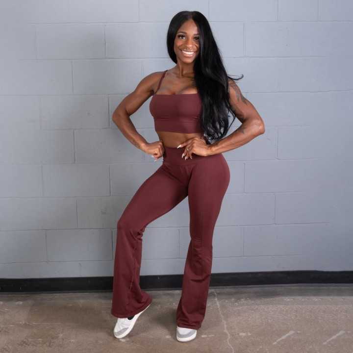 Seamless Bandeau Sports Bra Better Bodies: Light Support