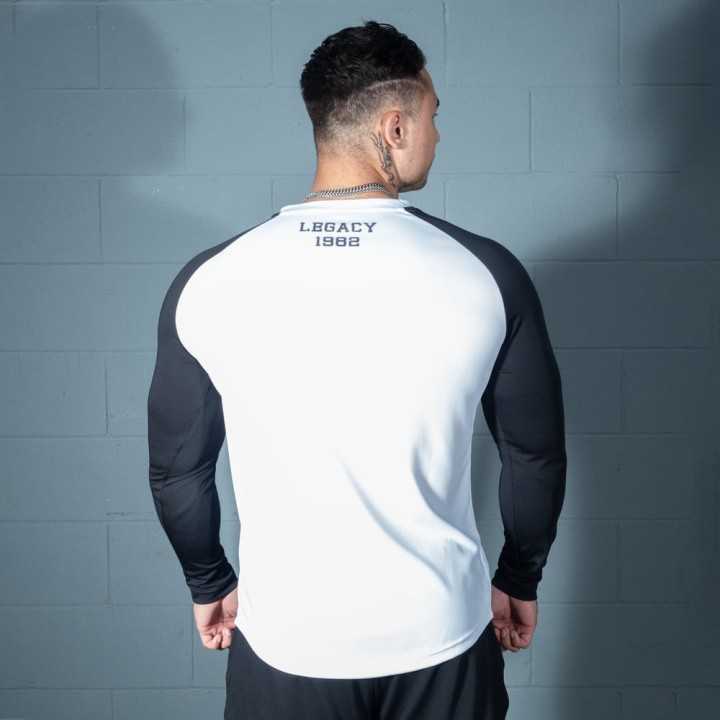 Mesh long sleeve gym top Better Bodies: contrast raglan